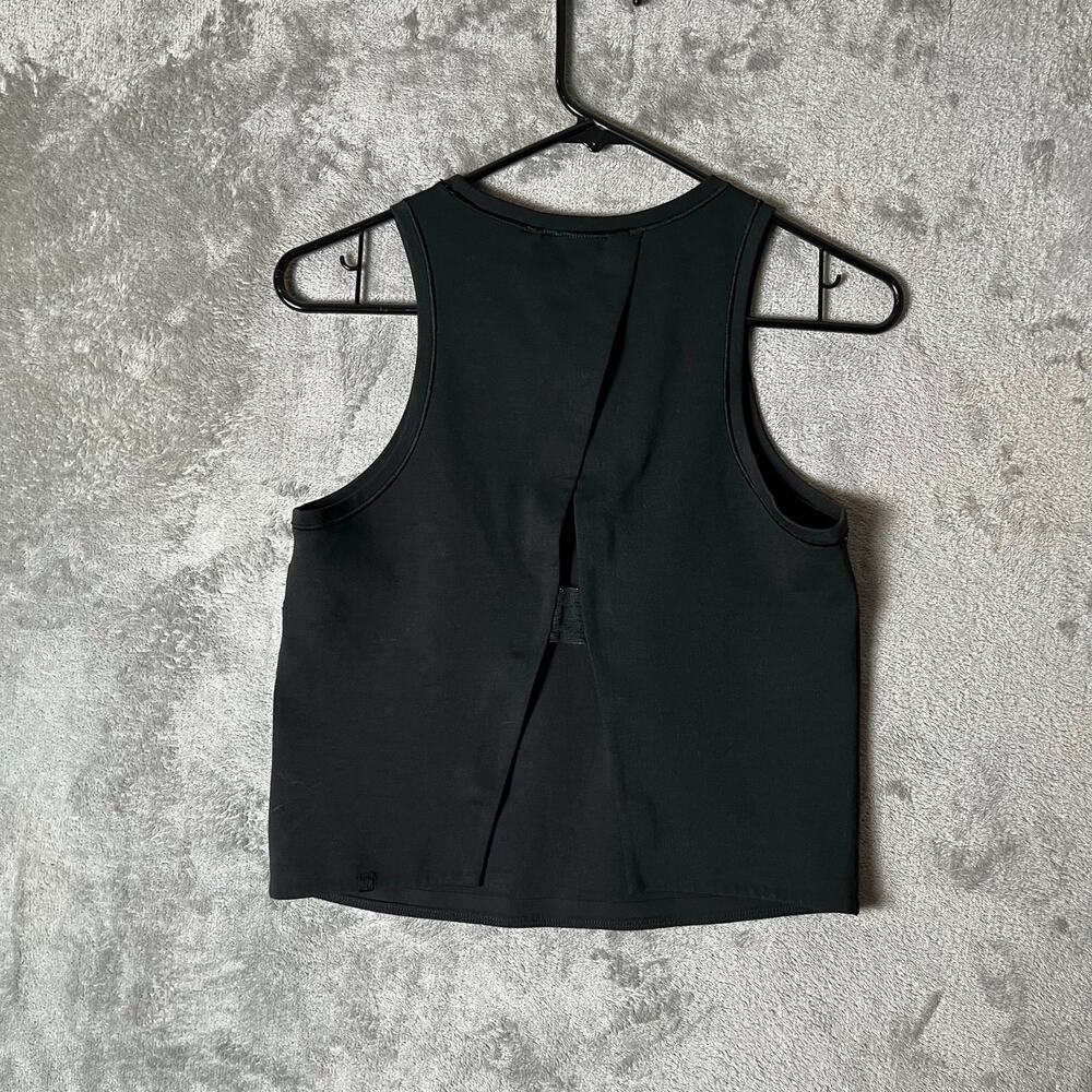 Lululemon Minimal Tank Black Open Back Size 4 Athleisure Relaxed Cropped Length‎